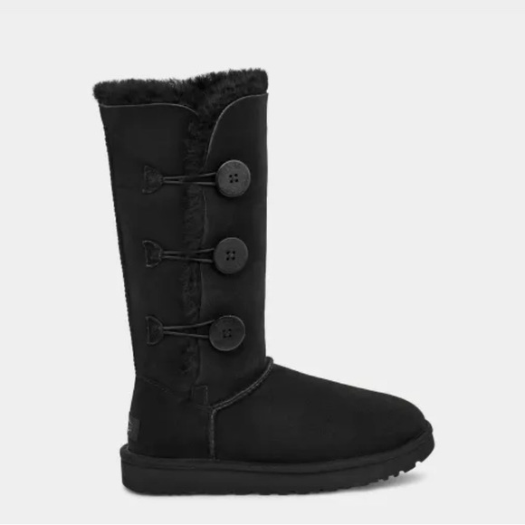 Shoes - UGG Bailey Boots 3 button black